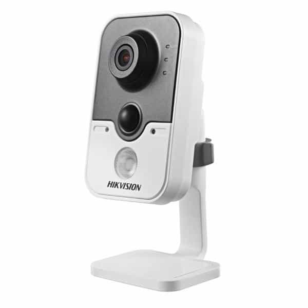 HIKVISION DS-2CD2422FWD-IW